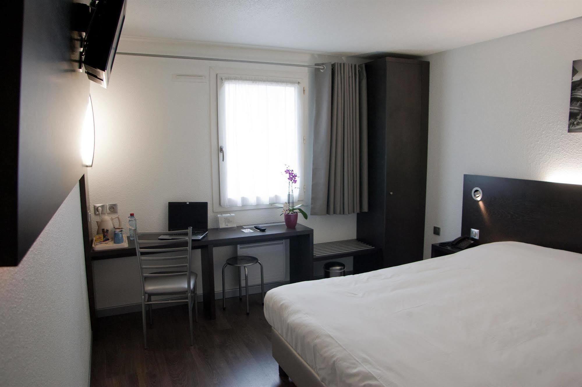 Regourd Hotel Cahors Zimmer foto
